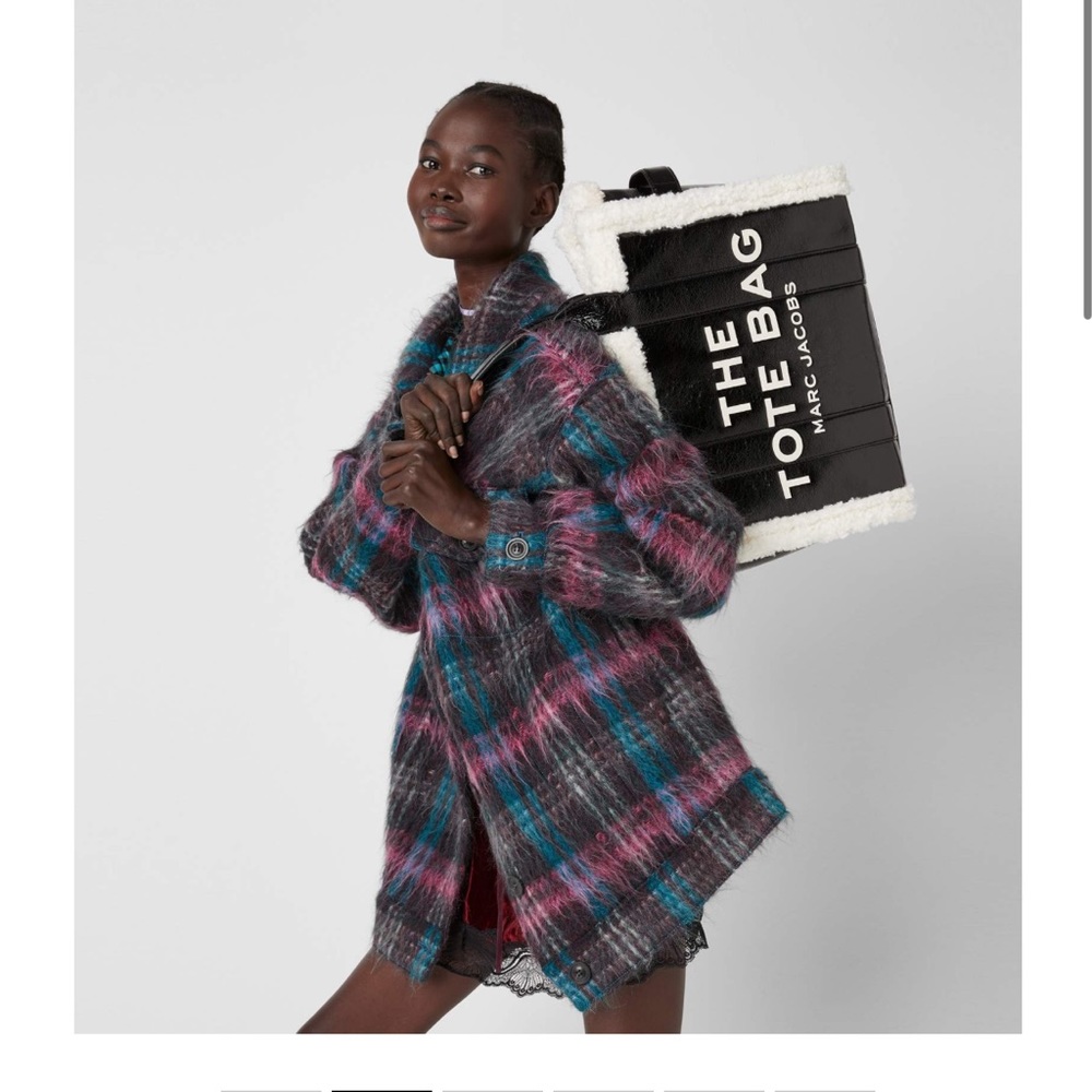 Marc Jacobs The Crinkle Leather Tote Bag Large